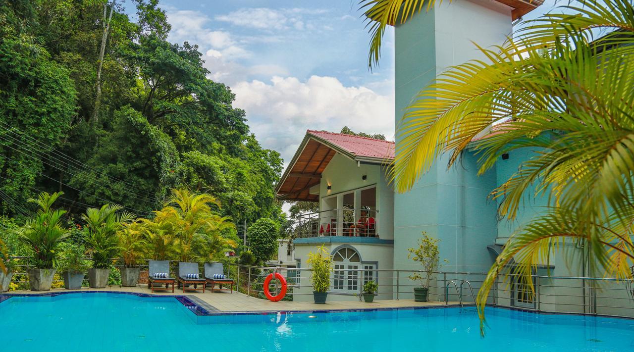 Senani Hotel Канди Экстерьер фото